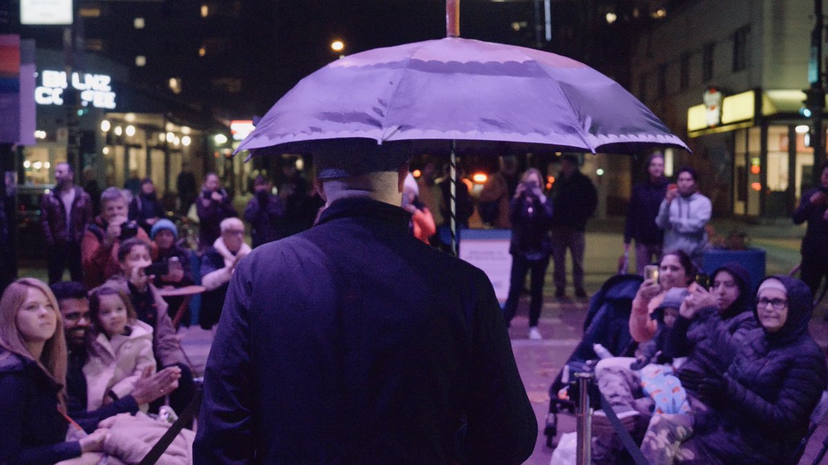SingleLineCO's tweet image. #VancouverUmbrellaFashionShow bliss at @jimdevaplaza — Vancouver’s only event GUARANTEED not to get cancelled due to rain ☔️ !
@WestEndBIA @CityofVancouver