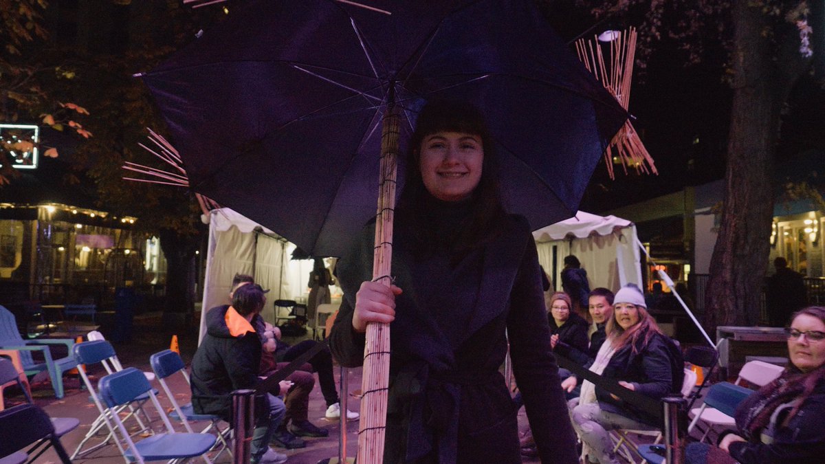 SingleLineCO's tweet image. #VancouverUmbrellaFashionShow bliss at @jimdevaplaza — Vancouver’s only event GUARANTEED not to get cancelled due to rain ☔️ !
@WestEndBIA @CityofVancouver