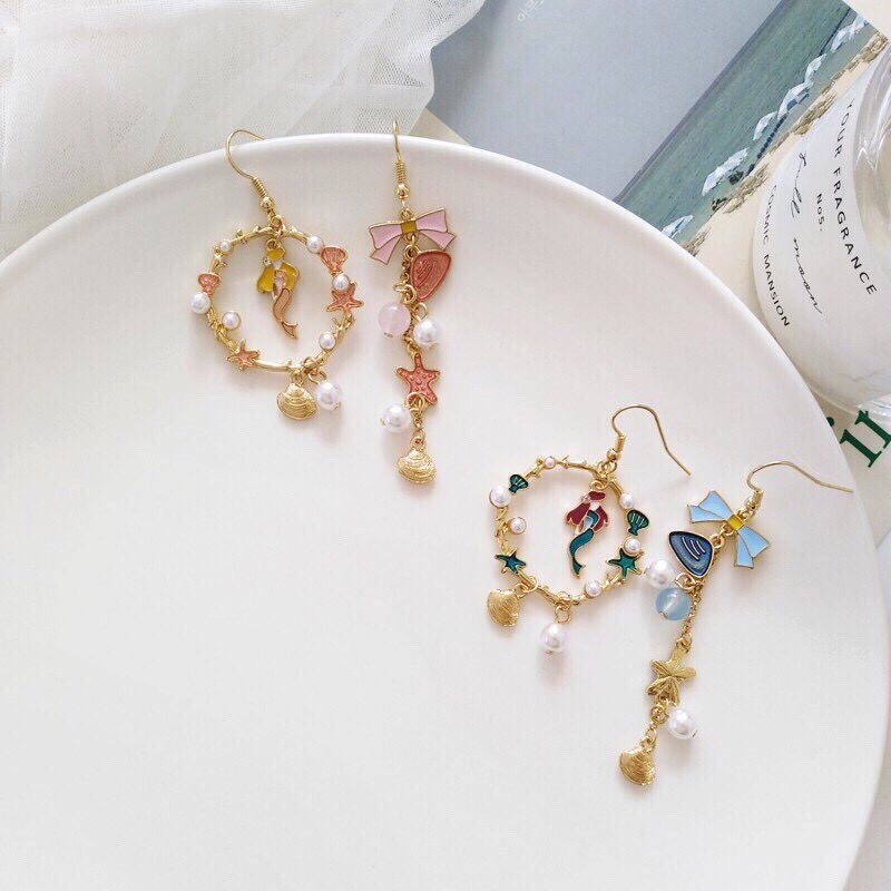 bcimabunnie's tweet photo. #บันนี่ช้อปปิ้ง ♡ พร้อมส่ง
꒰ i’m in love with the mermaid earrings ꒱ 
🐰159.-/pair (แบบหนีบบวกเพิ่ม 10฿)
🌸reg 30.- / ems 50.- 
dm me pls! ❤️ https://t.co/KbFei02LT6