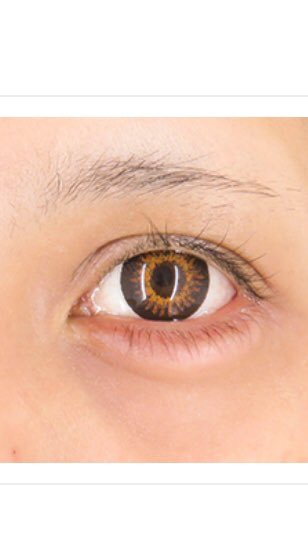 #涙袋形成
美容の価値観は人それぞれと思うけど
沢山入れるとカエルのお腹にしか見えないーー( ˟_˟ )
せっかくの可愛い目が台無しになっている気がする。
やっている人が多いけど
私は変だと思います。

なんでもいい塩梅で。