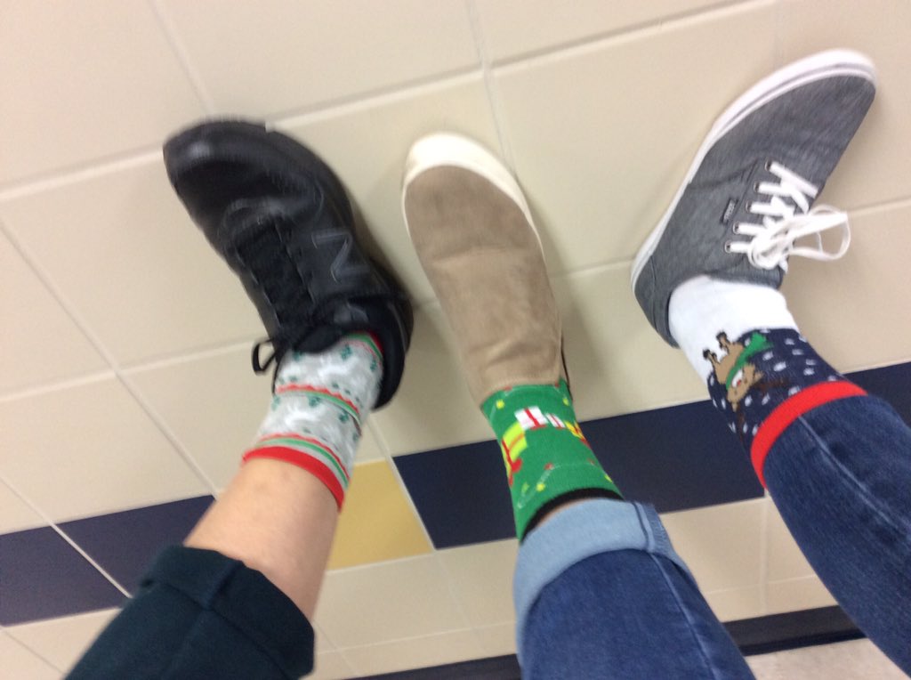 MrsCLAnderson's tweet photo. #ShandsEs #12daysofnorth Guess Who? https://t.co/IRDueMXXwe