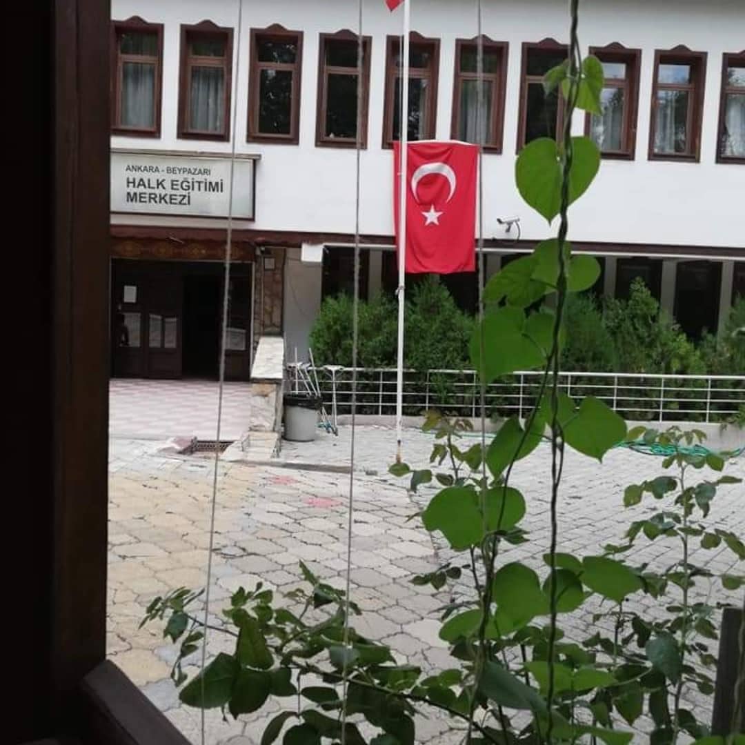 GokhanTunay's tweet photo. #BEYHEM #BEYPAZARI #BEYPAZARIHALKEĞİTİM #EĞİTİM #SANAT #KÜLTÜR #HALKOYUNLARI #ELSANATLARI #SPOR #MÜZİK #RESİM #ELNAKIŞI #MAKİNANAKIŞI #OYALAR #KODLAMA #İŞARETDİLİ #DEĞERLEREĞİTİMİ https://t.co/xjafYssRpK