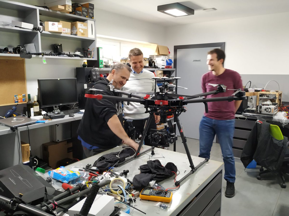GalProjekt's tweet photo. Our new #djimatrice600 has arrived. 💪 w//@vedrana_glavas @IvanPlascak @DrscLukaBabic #gal_project #geospatialanalysislaboratory #geospatial #unizd #hrzz #drone https://t.co/hxouUH2oa5
