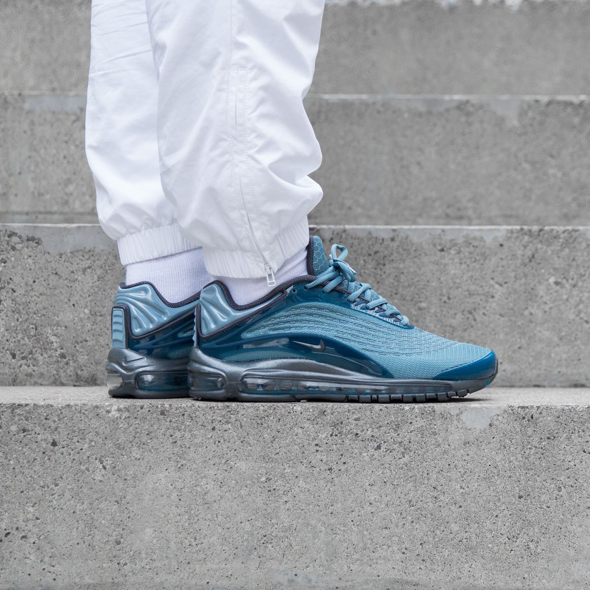 nike air max deluxe celestial teal