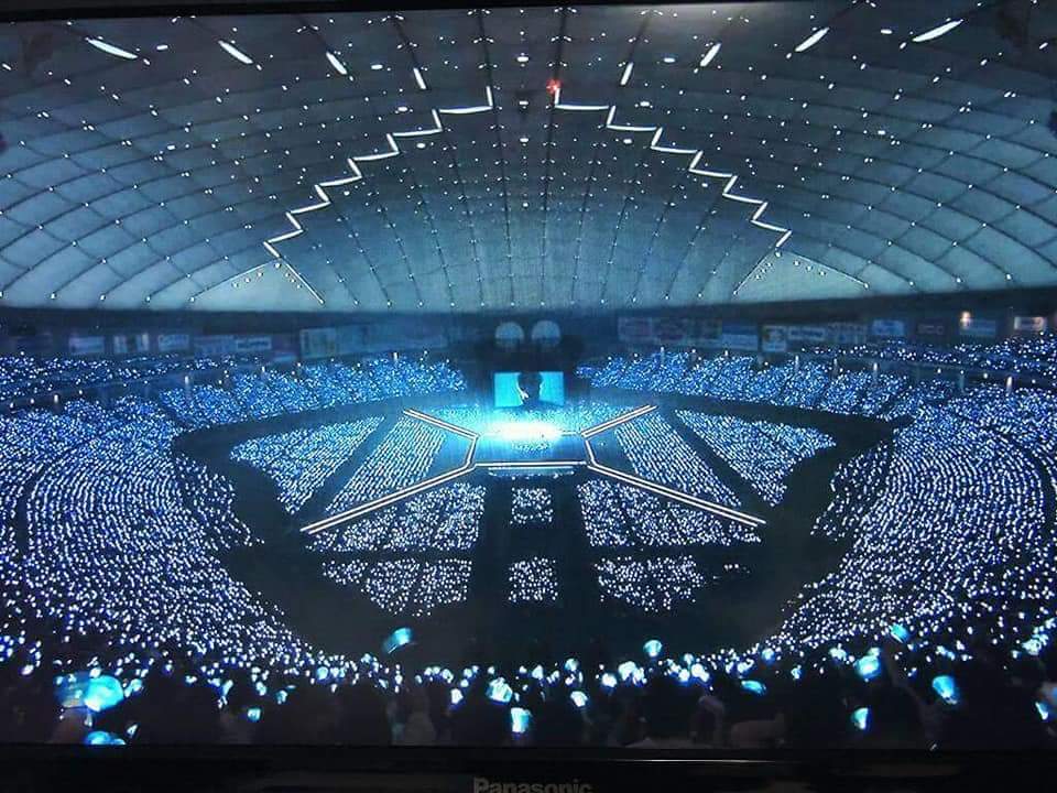 ilove_steph14's tweet photo. @happeehour #SHINee 
#shawol https://t.co/EOyqi4ivSa