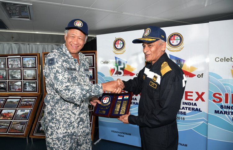 SPsNavalForces's tweet photo. #Singapore-#India #Maritime Bilateral Exercise 2018
https://t.co/eo8h45fQ5a
#SIMBEX2018 #SIMBEX18 #SIMBEX #BridgesofFriendship #Military #Defence #Security #Technology #Naval #MaritimeSecurity #Navy #IndianNavy #ArmedForces #IndianArmedForces #SingaporeNavy #IndiaSingapore https://t.co/vghins8pon