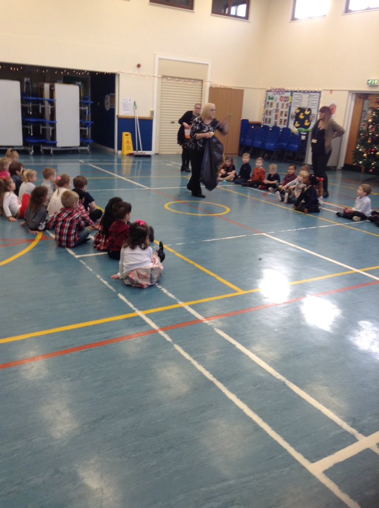 NurseryPoplar's tweet photo. Christmas party day. Xxx https://t.co/OnlwiqYHkW