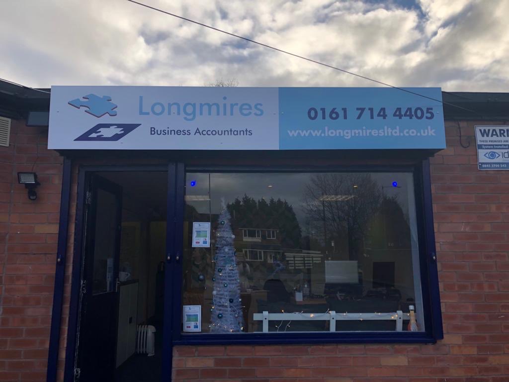 longmiresltd's tweet photo. Longmire’s Little Moss Office open for business! Thank you ⁦@CHDesignM31⁩ for the great signage! https://t.co/Vpu2Z6VP9f