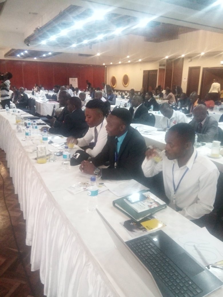 Mtasah95's tweet photo. "Students do not need to be capped first to engage themselves in developmental activities". @NyabadzaBasil, @citizenlab @#DevolutionZw , @EddieCross https://t.co/GLMqV0srqf