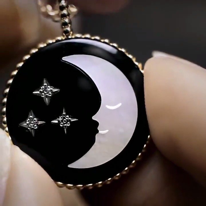 dior moon necklace