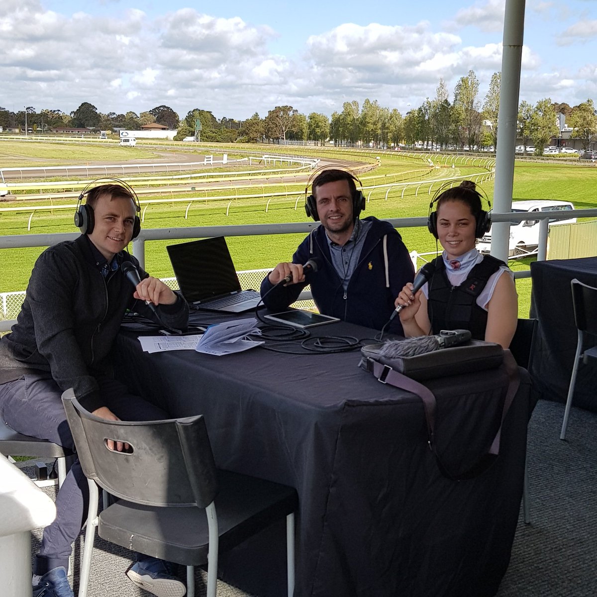 fromthejockeys's tweet photo. No podcast for a couple of weeks we will be back in the New Year to preview the Perth Cup.  Big thanks to everyone that has listened in and contributed. Happy Christmas and New year from @bradparnham &amp; @BoyHill10 https://t.co/bo9lddMngy