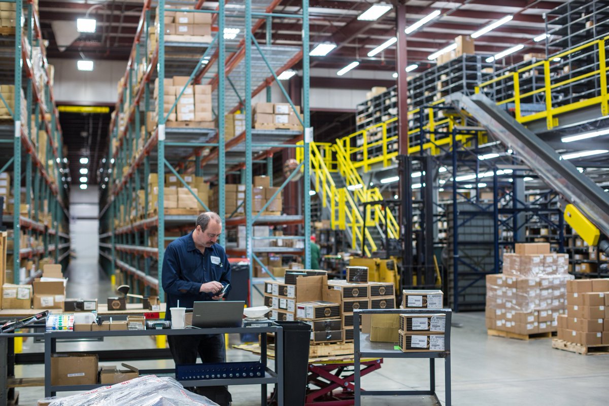 StatiiUSA's tweet photo. Small to medium sized manufacturing companies can use Statii to cut back on overheads and become more productive.

Find out more useful tips to follow when choosing your next MRP system in our latest blog - https://t.co/eFGtajjGp5 #business #manufacturing #programming #overheads https://t.co/TmEVngYhBa