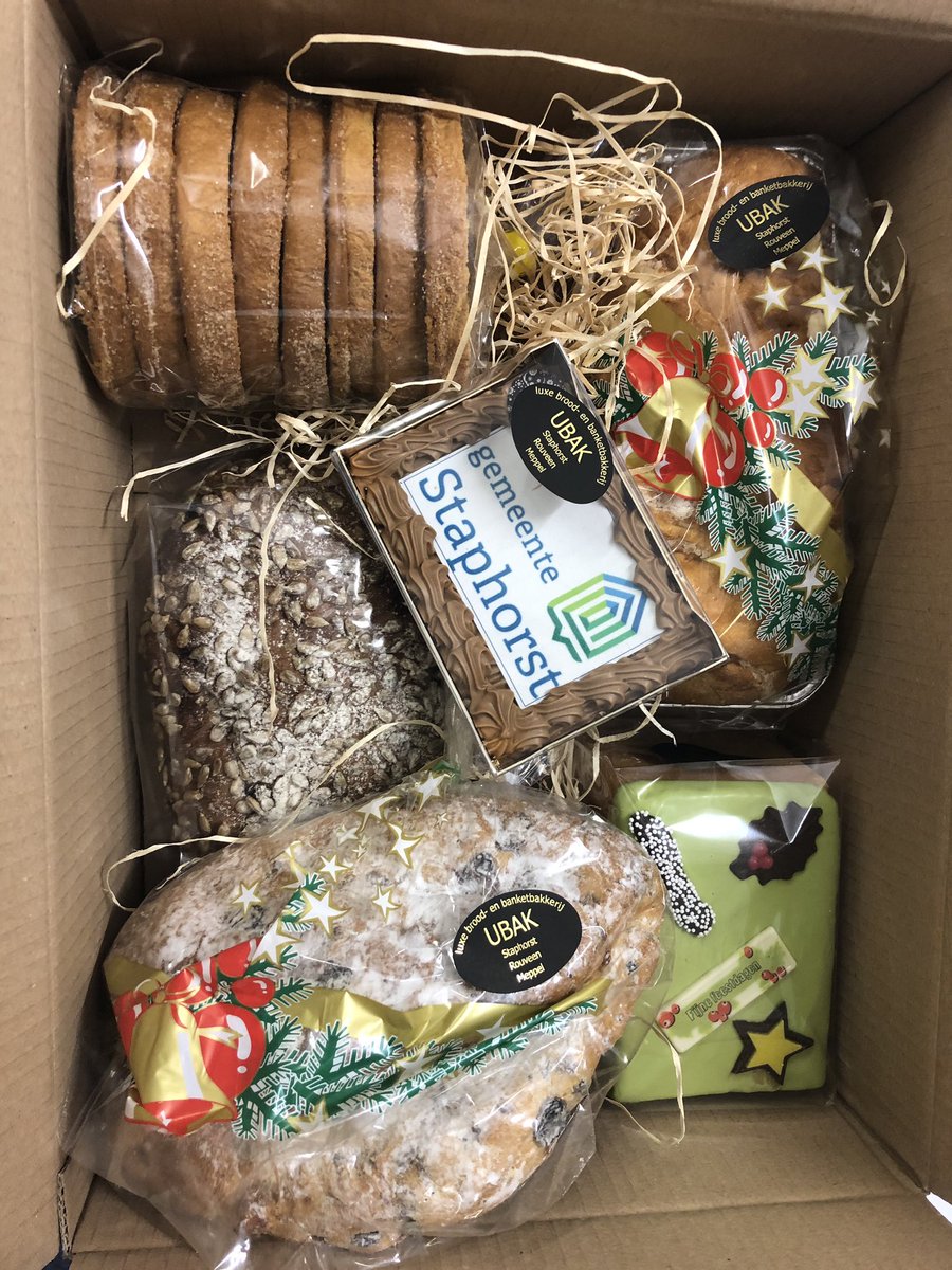 #kerstpakket dat is genieten, wat een waardering van de <a href="/G_Staphorst/">Gemeente Staphorst</a> Ik heb zin in de feestdagen. Gemeente; bedankt! #waardering #kerstpakket
