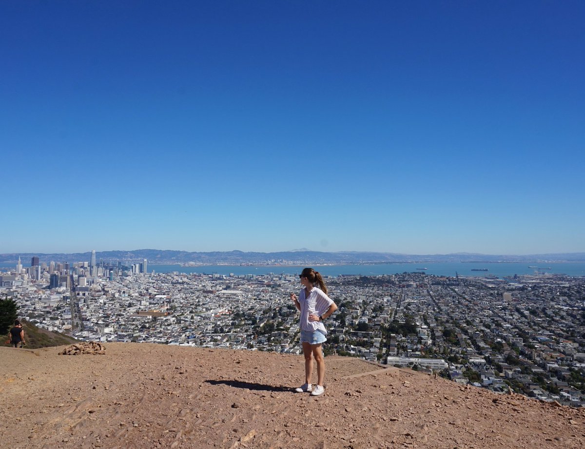 𝙎𝙖𝙣 𝙁𝙧𝙖𝙣𝙘𝙞𝙨𝙘𝙤 🖤
#sf #twinpeaks #sanfrancisco #nature #usa #love #california #travel #movies #beautiful #photography #instagood #instatravel #travelphotography #wanderlust #travelgram #traveler #view #sfstyle #skyline #sanfranciscofood #sanfranciscocity #summer