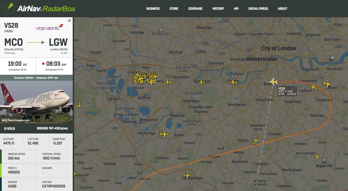 airlivenet's tweet photo. LIVE @VirginAtlantic Boeing 747-400 #VS28 from Orlando to Gatwick is on final approach to London Heathrow https://t.co/6jgc4tO4FR https://t.co/VUwQcbFrgj
