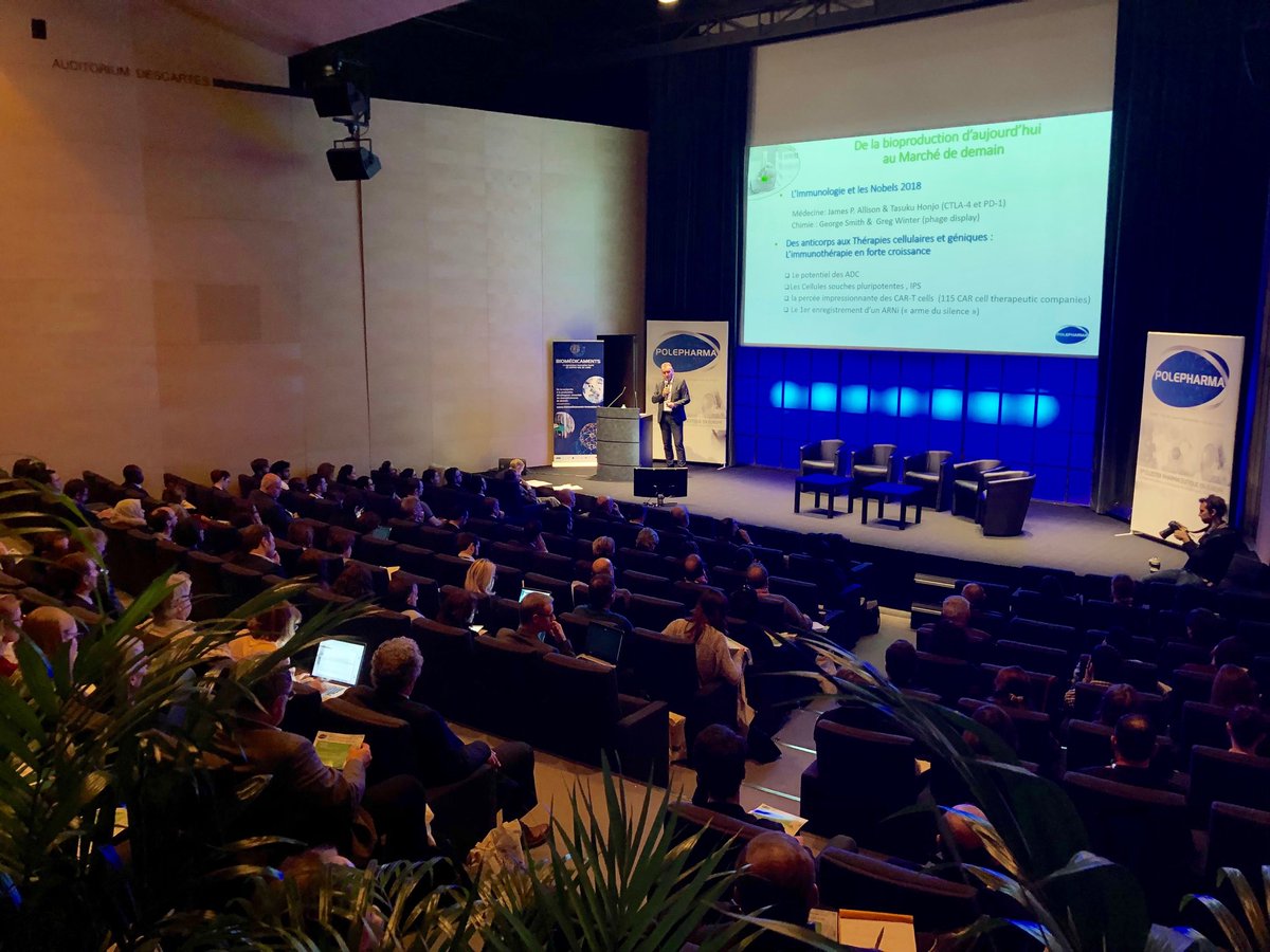 Polepharma's tweet photo. Roland Béliard, CEO de LFB  Biomanufacturing et président du Colloque POLEPHARMA Bioproduction ouvre cette journée dédiée à la Bioproduction d’aujourd’hui au marché de demain.  #CPB2018 #Bioproduction #Biomedicaments #Innovation #Polepharma @RCValdeLoire https://t.co/wpoU8VQ8fV