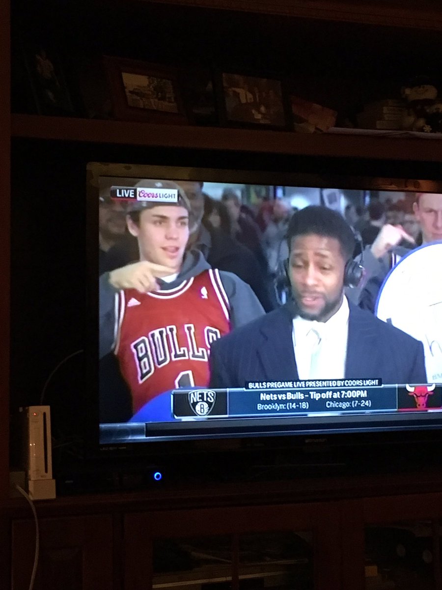 marklnolan1's tweet image. I’d like to thank my fans for whoever watched the @chicagobulls #pregameshow