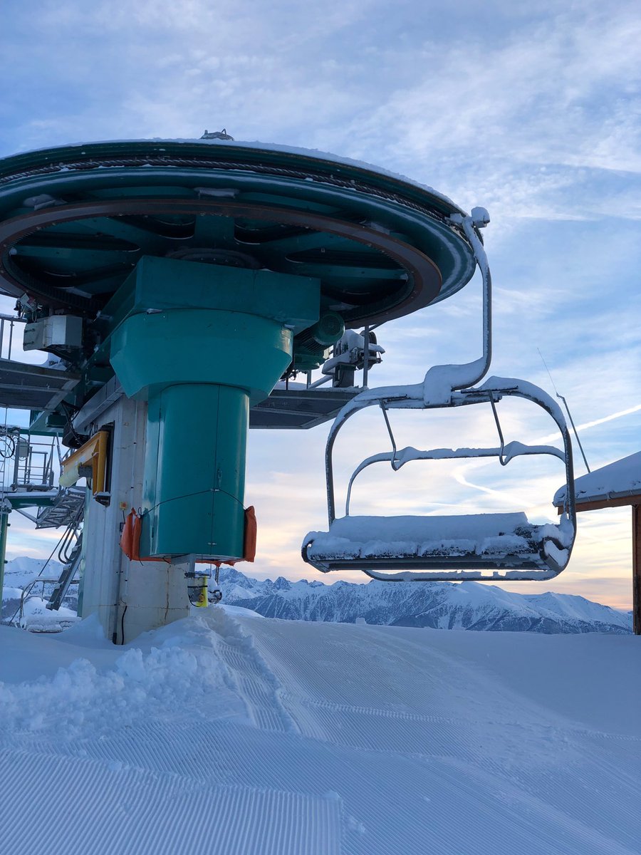 VALBERGAlpesSud's tweet photo. Une journée au top avec ☀️&amp;❄️ #lovevalberg @Nice_Matin @F3cotedazur @AlpesMaritimes @VisitCotedazur @francebleuazur @MeteoCotedAzur https://t.co/Yz61Kp1iZt
