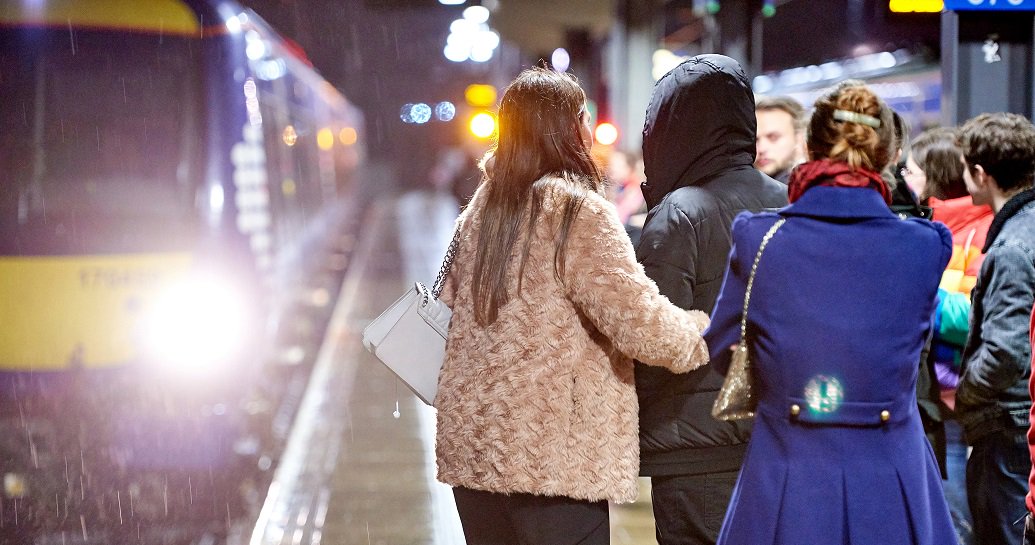 tfwrail's tweet photo. After a few drinks, train stations can become dangerous places.
If your friends have had one too many, look out for them. #FirstClassMate https://t.co/zjFLp9JLED