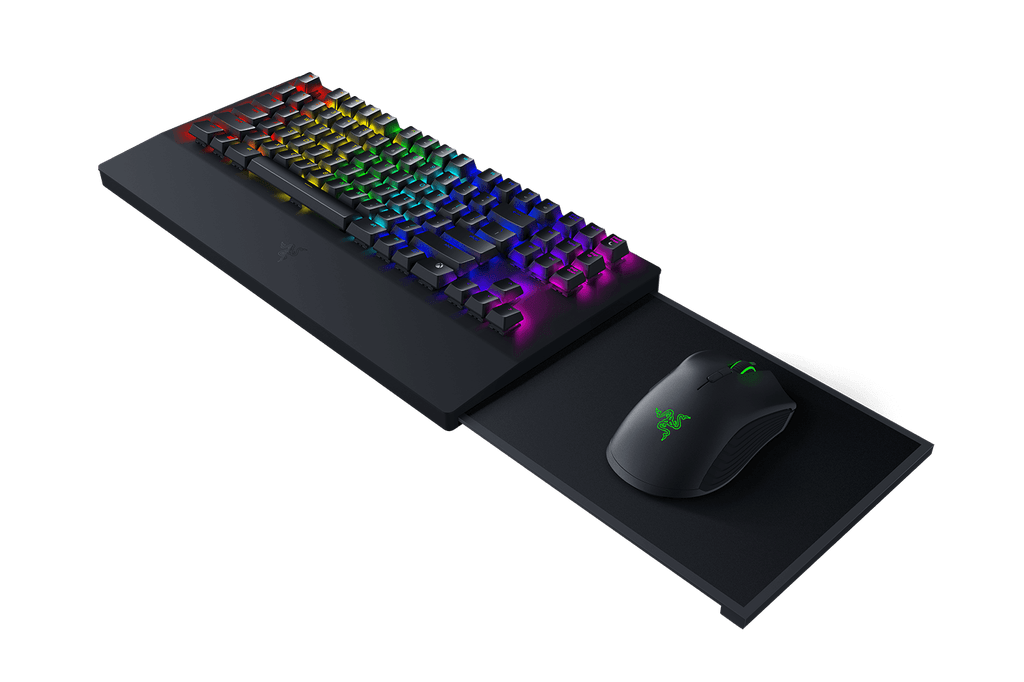 SiliconSports's tweet photo. World’s First Wireless Keyboard And Mouse Designed For Xbox One https://t.co/j1BnLacatx https://t.co/HVOM1VR43B
