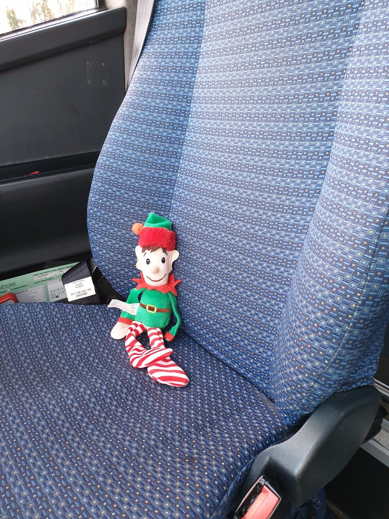 An unexpected visit from one of Santas helpers this morning on my school run.
Making sure who's naughty or nice!
With only 5 days to go Santa wants to make sure I'm behaved 😇
@AdamEkeen 
<a href="/DAMORYCOACHES/">Damory Coaches</a>