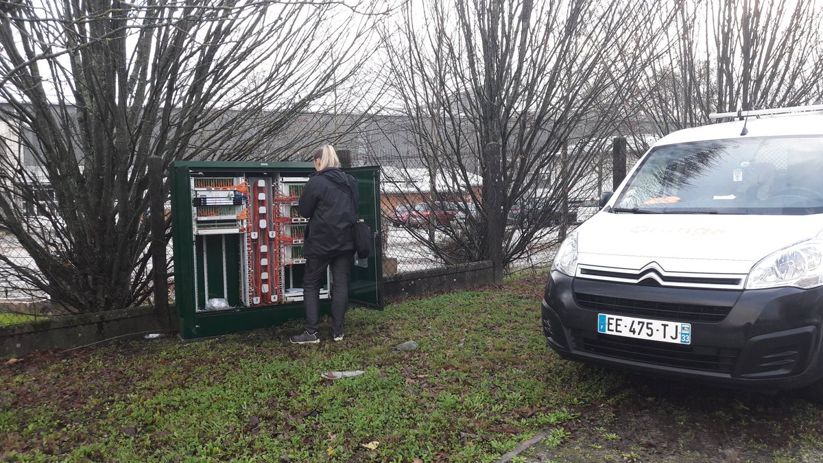 georges_ribas's tweet photo. La fibre pour nos clients. La puissance et le meilleur du réseau #Orange pour la grande satisfaction et au service de nos clients. #UISO #soOrange https://t.co/uXjYAA5OsR