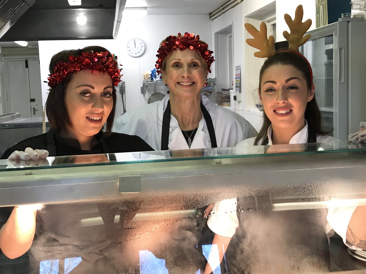 Chaigeley School tweet media