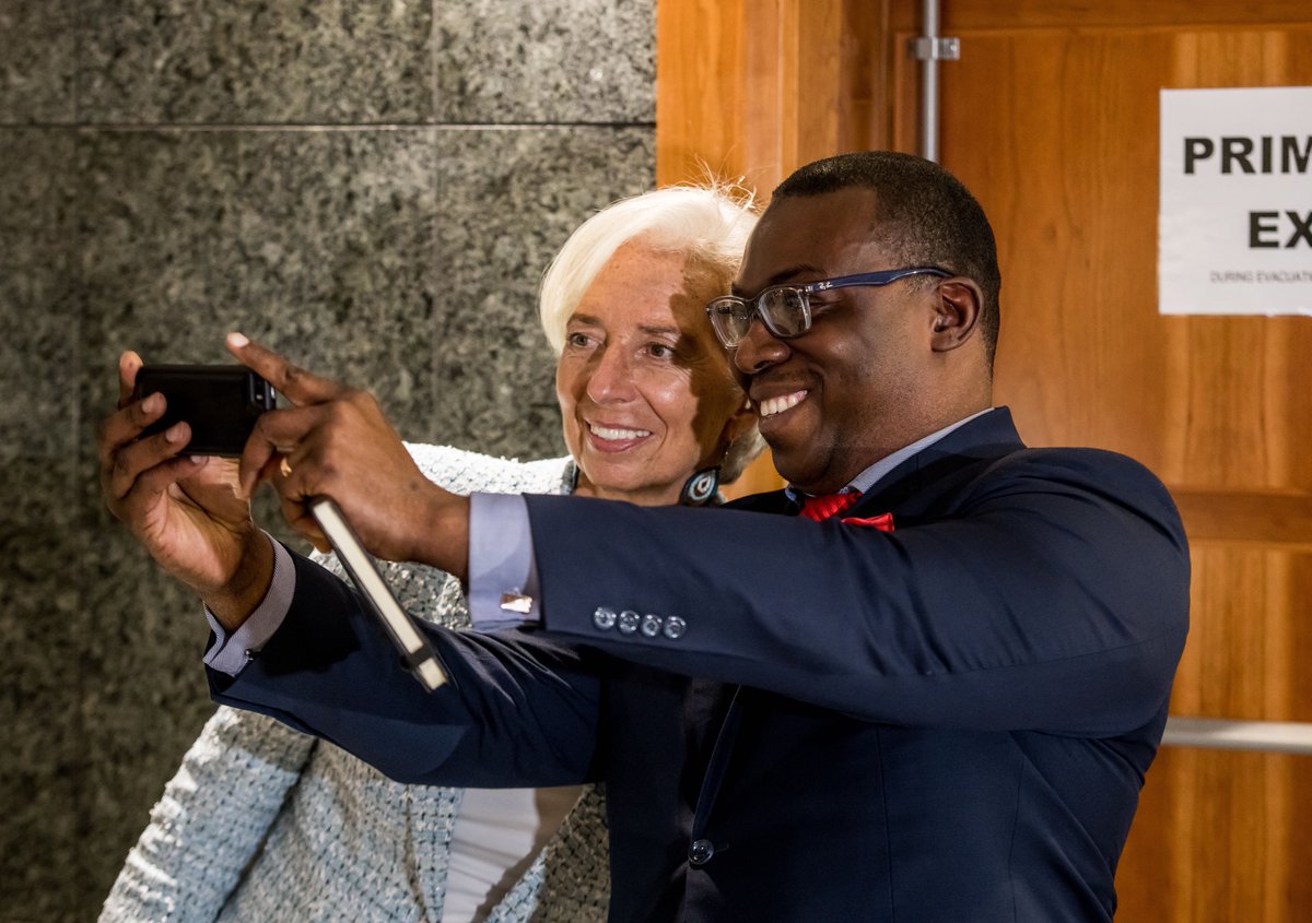 Lagarde's tweet photo. Thank you to the people of #SouthAfrica for your wonderful welcome and hospitality during my visit over the last few days! 🇿🇦🇿🇦🇿🇦 https://t.co/nZT6Pj0Das