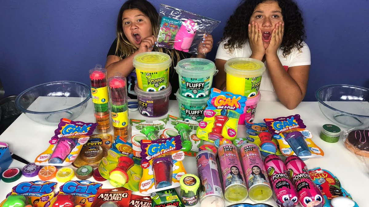 GakIsBack's tweet photo. @lifewbrothers shows you the new #Nickelodeon #SlimeBubbleBlower, #Gak #FrrrrtBucket &amp; #Gak-a-Pult Gak launcher! #Slime #BubbleBlower at 6:53, #Gakapult at 11:30, #GakFrrrrtBucket at 23:30! https://t.co/cACH107U9B #gakisback #goo #putty #bubbles #NickelodeonSlime #NickelodeonGak https://t.co/Nmp94w7pjq