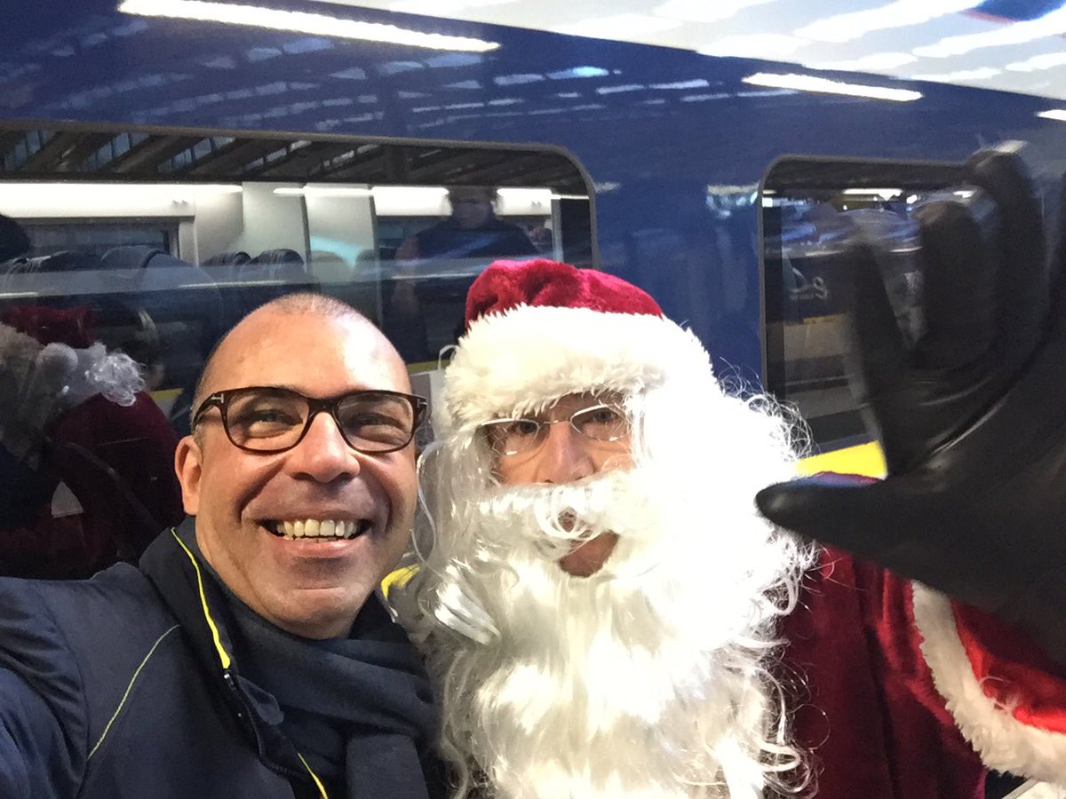 Welcome on board #ES9014 <a href="/eurostar/">Eurostar</a>.
Jocelyne and Claude and #Santa are your Train managers today!