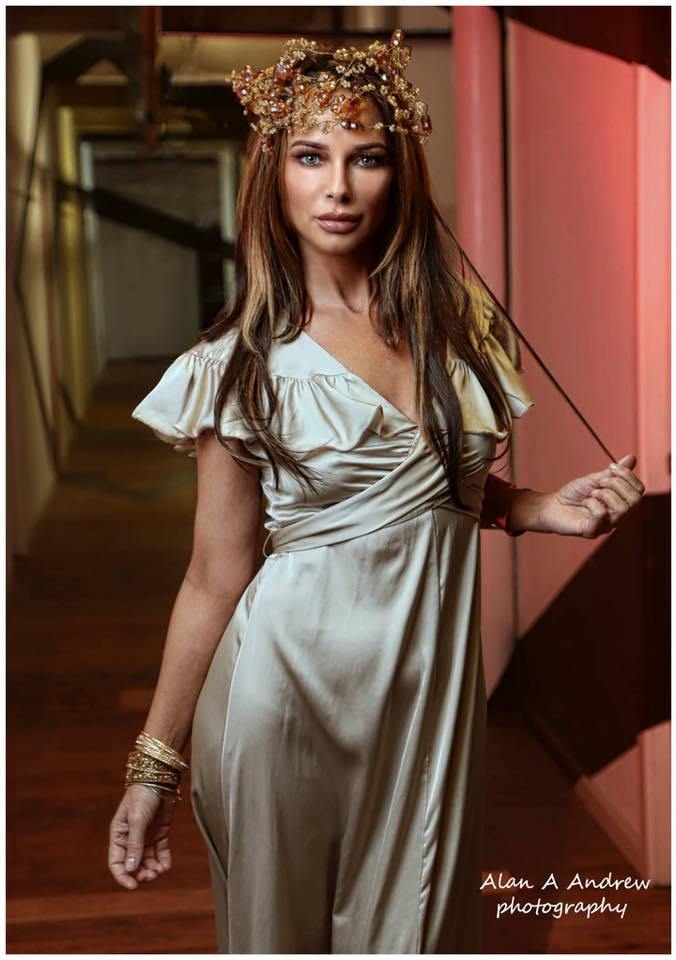 essyentials's tweet image. Christmas joy or dread?… lets turn someone’s Christmas around this year. essyentials.com/2018/12/20/chr…