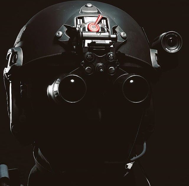 Someultradude's tweet image. Ready or Not @VOIDInteractive looks amazing! Really hope it’s gonna come to PS4. Can picture myself with a FBI HRT squad, saving hostages #readyornot #voidinteractive