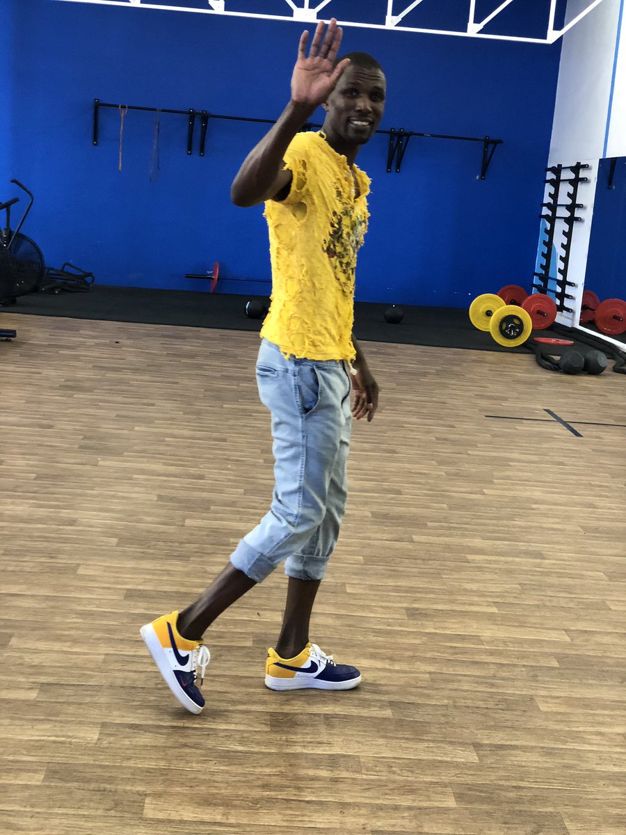 ipewamoses's tweet photo. More news to come from #ACboxing #2019 will be a good year for boxing 🥊 #Ringstar @SiestaBoxing https://t.co/0iQ7Ky8TxY