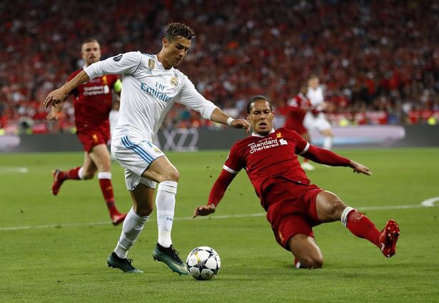 caldbeck89's tweet image. Centre Back Sprinting ⚽️🏃🏼

&amp;gt; How?

Rolling Accel ~70%
Curved Sprint ~80%
Torso Rotated ~70%
Non Linear Initiation Poistion ~40%
Cut Step COD ~50%

&amp;gt; Why?

Covering Sprint (Space/Player) ~60%
Balls Down the Side ~25%

*Pilot Data* ... taking shape