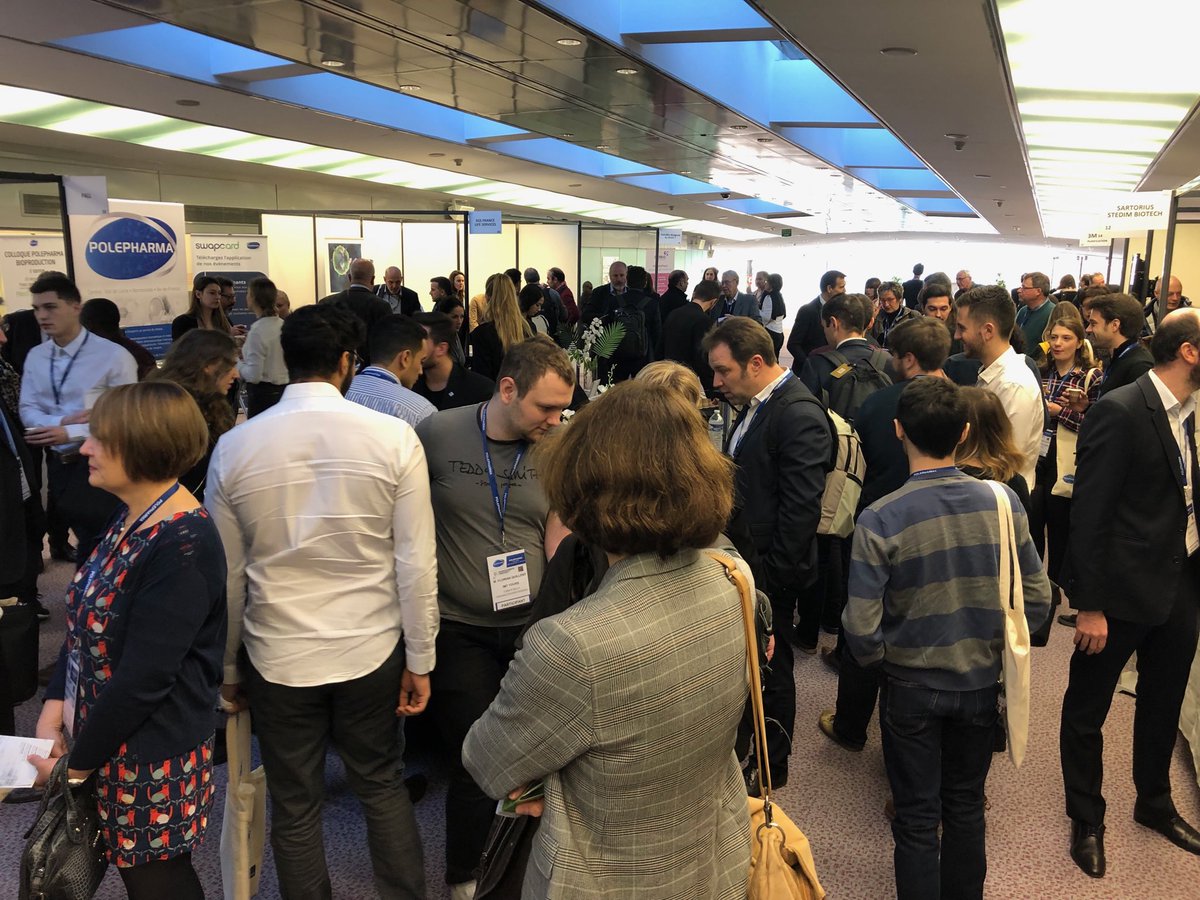 Polepharma's tweet photo. La pause café Networking bat son plein !!! #CPB2018 #Bioproduction #Biomedicaments #Innovation #Polepharma @RCValdeLoire https://t.co/pfWv8FAOFS