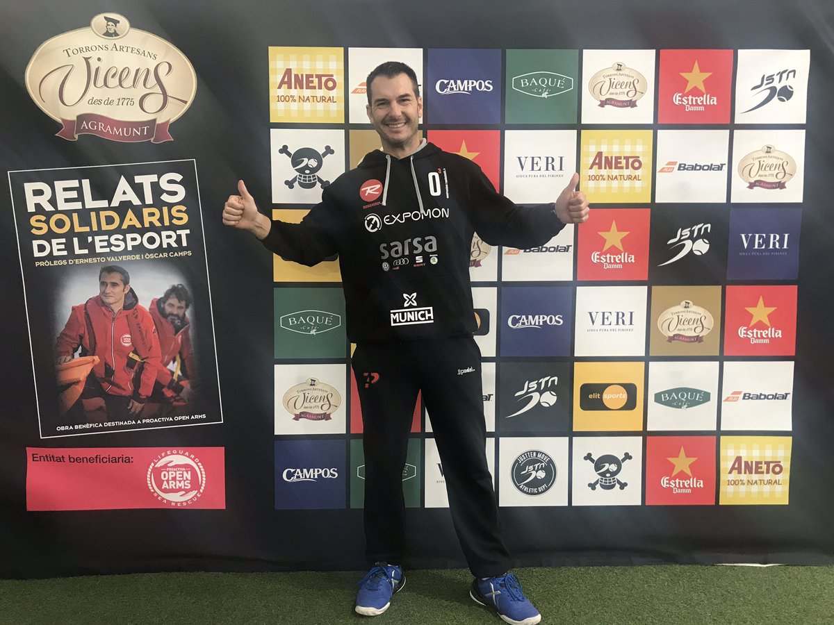 Ayer tuvimos la visita del coach Pablo Ayma <a href="/PABLOAYMA1/">Academia Pablo Aymà</a> durante el evento del último Torneo de Pádel Solidario <a href="/RelatsSolidaris/">Relats Solidaris</a> en <a href="/BarberaPadelBPI/">BPI</a>.
Gracias por tu visita Pablo y por la charla.