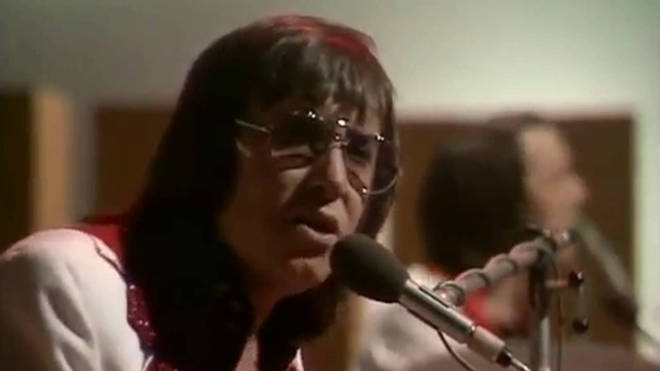 SparkScotland's tweet image. The final part of our #12PlaysofChristmas is here! 

It's all Persian carpets, songs Elvis never sang and 100 white doves...  🤔  🎄 🎅  
#Christmas #mentalhealth 
ow.ly/zoar50jYvpl