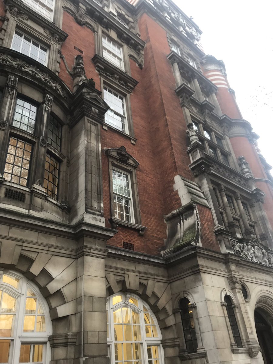 CaraP_sust's tweet photo. Beautiful Millbank House - a Wates job #LoveConstruction #WatesProud #ReshapingTomorrow https://t.co/1sdCJCG8k9