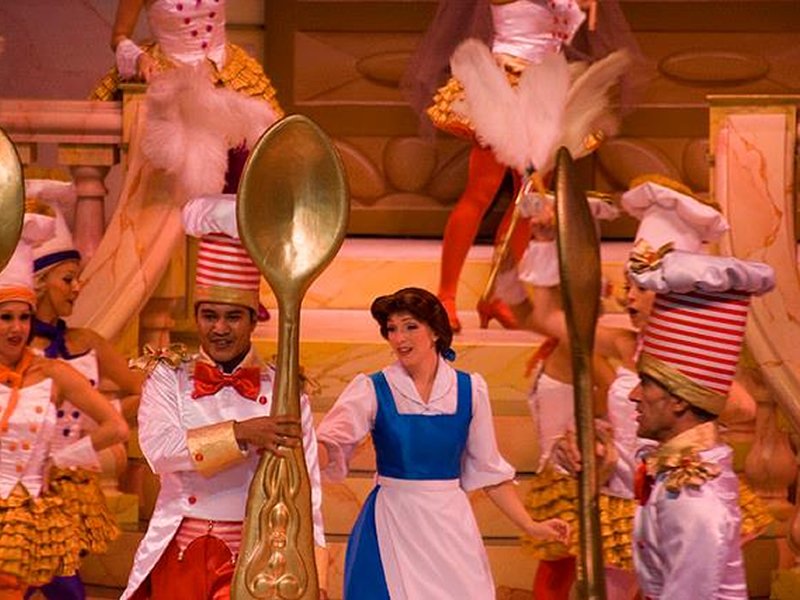 Calling all Beauty and the Beast fans. Belle is joining us at <a href="/TheGolfTavern/">The Golf Tavern</a>  on Saturday, 22nd December for a free event!  bit.ly/2EElkYI