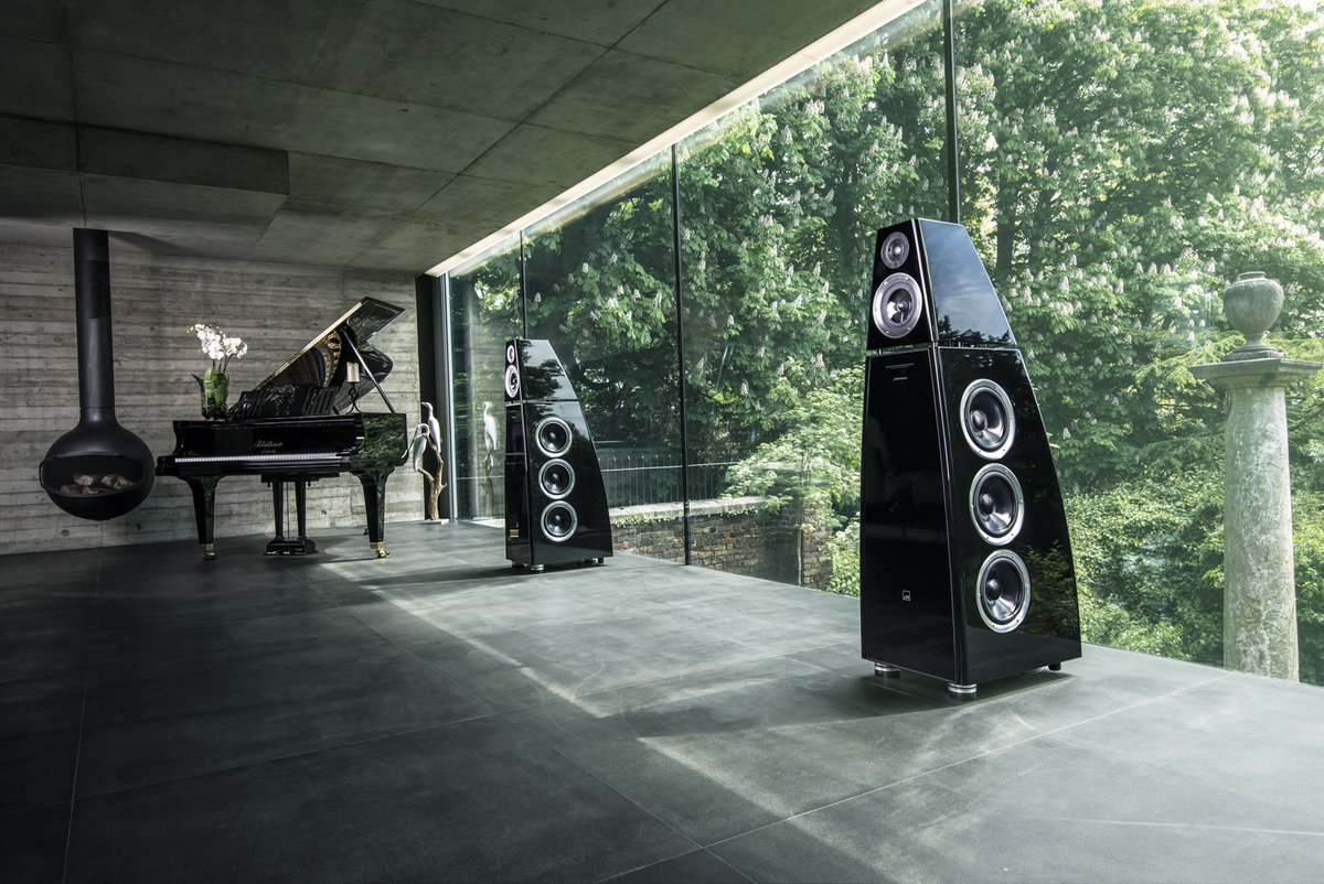 MeridianAudio's tweet photo. Form follows function.🗣 The cabinets of our loudspeakers mirror the human form. This means that when you listen to a Meridian loudspeaker, it is as if the artist is in the room, performing right in front of you. An unmatched level of authenticity. #ThursdayThoughts (#DSP8000 SE) https://t.co/aUkbLmABii