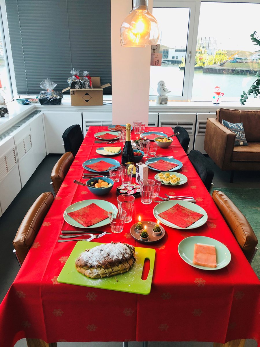 Pefa_com's tweet image. Aan tafel!!! Kerstbrunch bij Pefa. Iedereen alvast hele #FijneFeestdagen! :) #kerst #kersmis