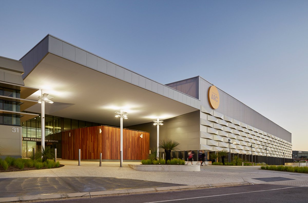#tbt
They say when a butterfly flaps its wings in China...
An interesting case study that reflects the positive, unforseen, benefits of a community sports faciility
#fitness #sportdesign #architecture #australia dwp.com/the-social-ben…