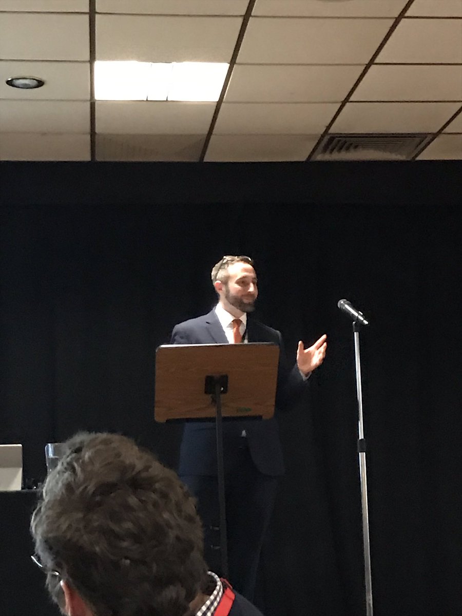 FfrindIMi's tweet photo. Such a passionate opening from @IDSHeadteacher It takes a village to raise a child #BuildingBridges https://t.co/QARJgHJ05Z