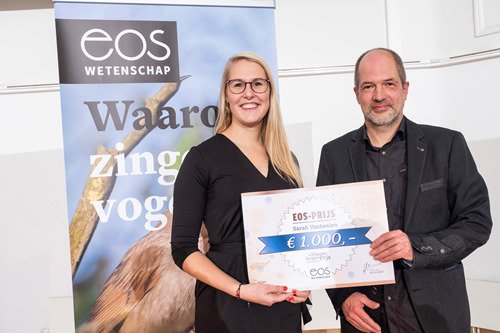 EOS-prijs 2018 van @scriptievzw  gaat naar Sarah Vanbesien uit <a href="/Ieper/">ieper</a> en de <a href="/Westhoekbe/">Westhoek.be</a> westhoek.be/nieuws/64068/e… - Proficiat Sarah ! (Foto: Filip Van Loock)