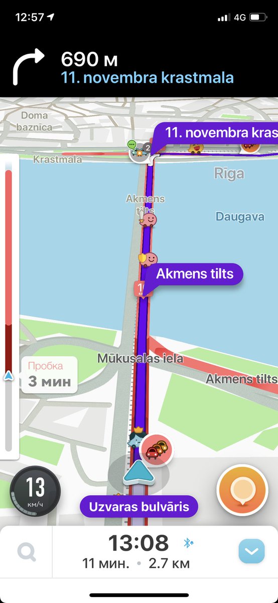 tvojdesigner's tweet photo. Рига который день превращается в Москву на минималках https://t.co/NrOCWMegX9