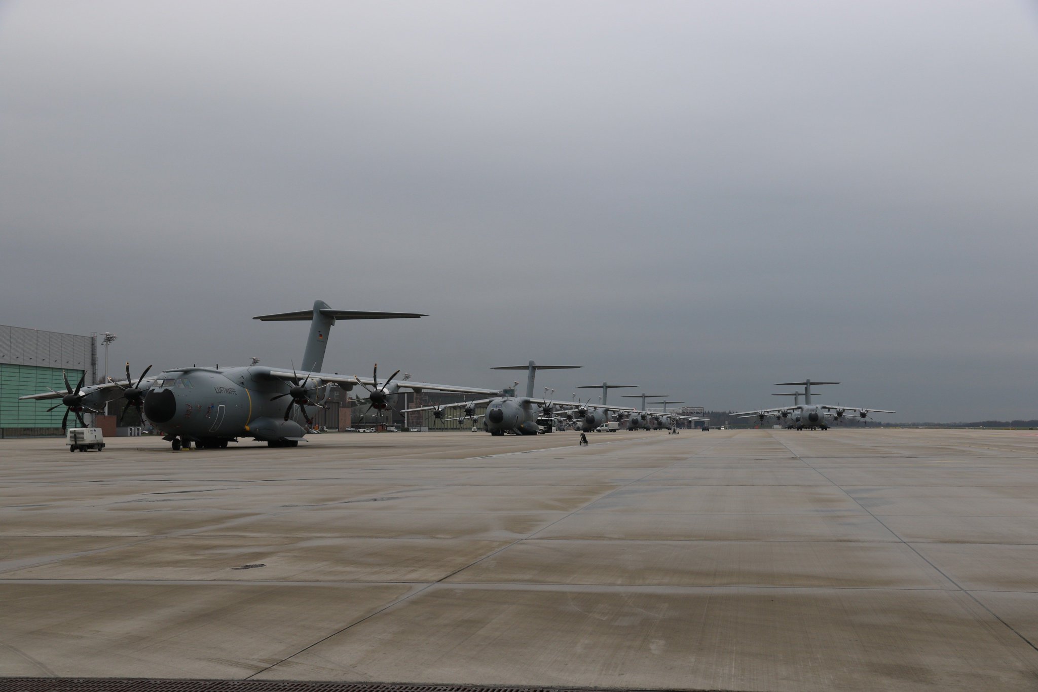 Du2uPDIXgAUBwcF.jpg:large