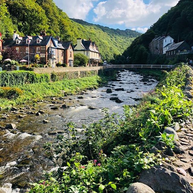 PureBite's tweet photo. Can’t wait to get out and about again this weekend as we are headed to Lynton and Lynmouth in beautiful Devon. This was our trip last year. Hoping the weather holds out for our Christmassy hike 😀😀😀🌈🌈🌈 #nationaltrustmember #dogwalkinglife #purebite #coeliac #hiking #hike https://t.co/wIkXBDwGng