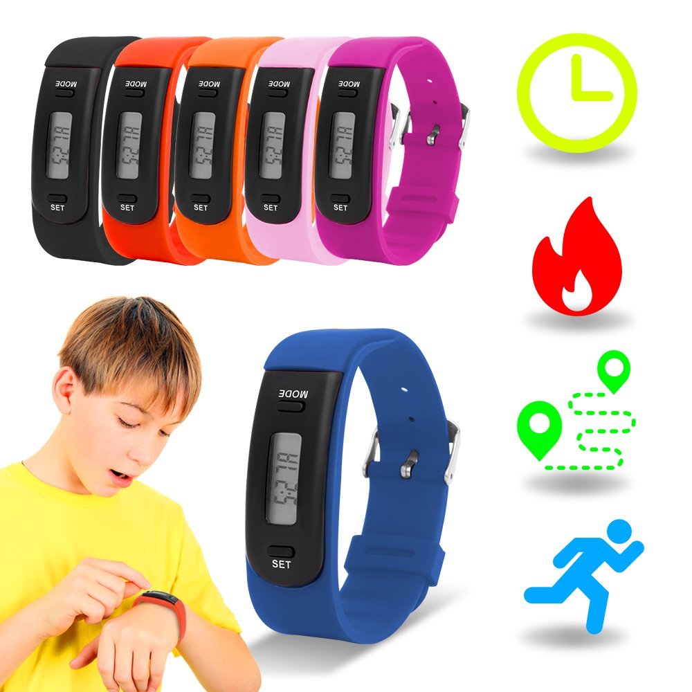 ProyectoSENDO's tweet photo. Hoy te proponemos otro #regalosaludable para tu lista a los Reyes Magos: los podómetros y las pulseras inteligentes infantiles son instrumentos fantásticos para promover la actividad física ⛹🏽‍♂️🤾🏽‍♀️🤸🏽‍♂️🧗🏽‍♀️ ¡Reta a tus amigos para ver quién llega primero a los 10.000 pasos diarios! 🏃🏽‍♀️🏃🏽‍♂️ https://t.co/SOPh1gEo7a