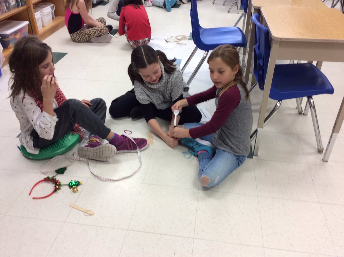 LaPorte_EES's tweet photo. Santa needed 4C’s help to help send presents and snowballs to a faraway land. Students needed to #design and #build a #catapult that could send presents and snowballs as far as possible using a set of given materials. #STEMchallenge #howfarwillitgo #problemsolving #measurement https://t.co/wQ0mUdOfUu