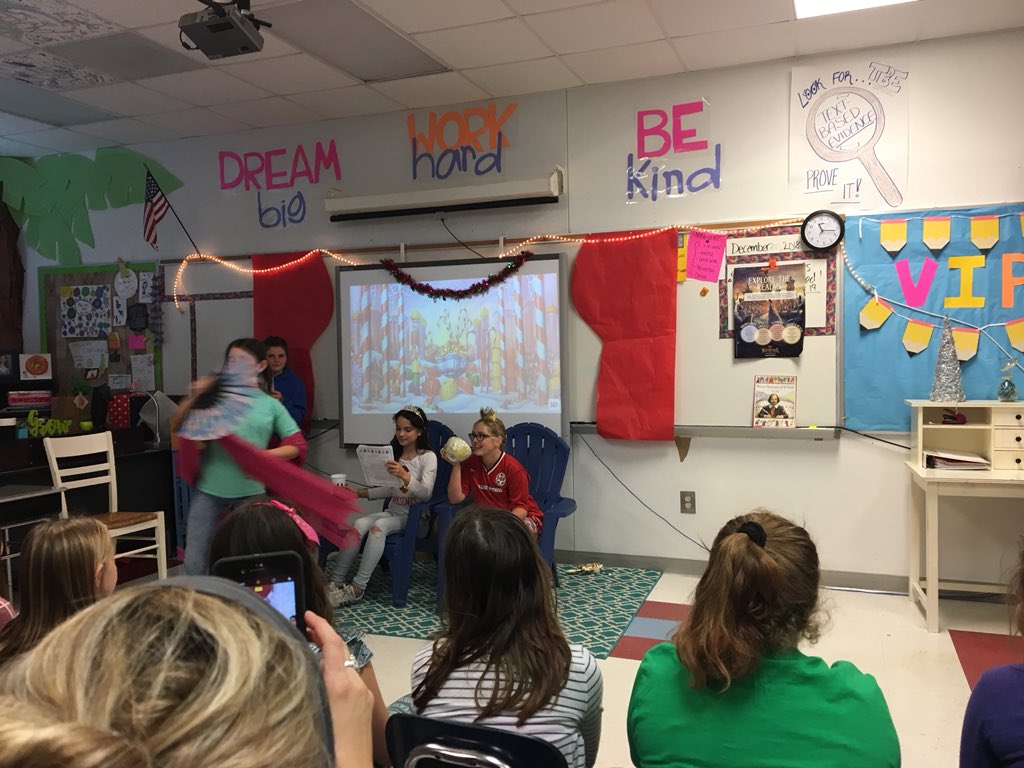 KristaCHolland1's tweet photo. 5th graders @AndersonElem bring The Nutcracker to life! @Hardison5th @anwari5th @Staceyleebrown2 @hardison_sheila @NhcsArts https://t.co/pbZSZaBsTj